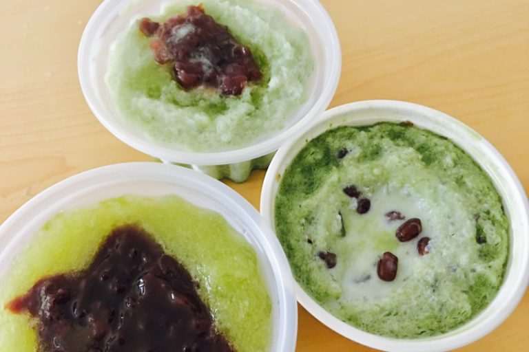 【抹茶の氷＜カップアイス＞】スーパー、コンビニで買える宇治金時氷カップ。 茶活 CHAKATSU