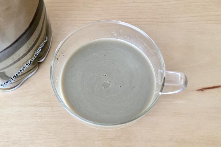 夏はアイスでほうじ茶オレ！セブンプレミアムの【ほうじ茶オレ】飲んでみた。 茶活 CHAKATSU